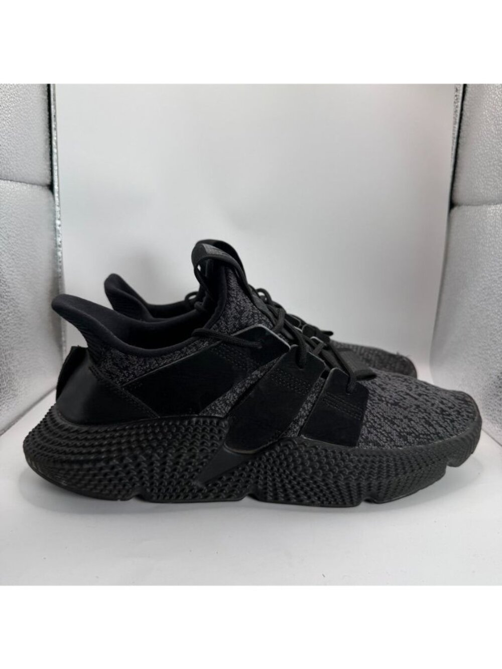 Adidas Prophere Mens Black Sneakers Size 10.5 Stylish Knit Upper & Textured Sole